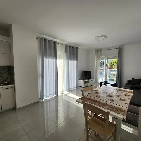 Anchor 酒店 Shëngjin