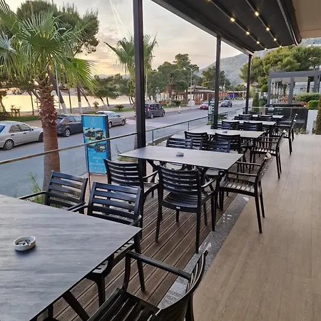 Anchor Hotel