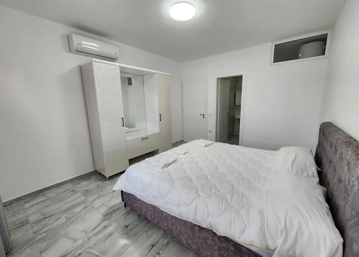 Anchor Hotel